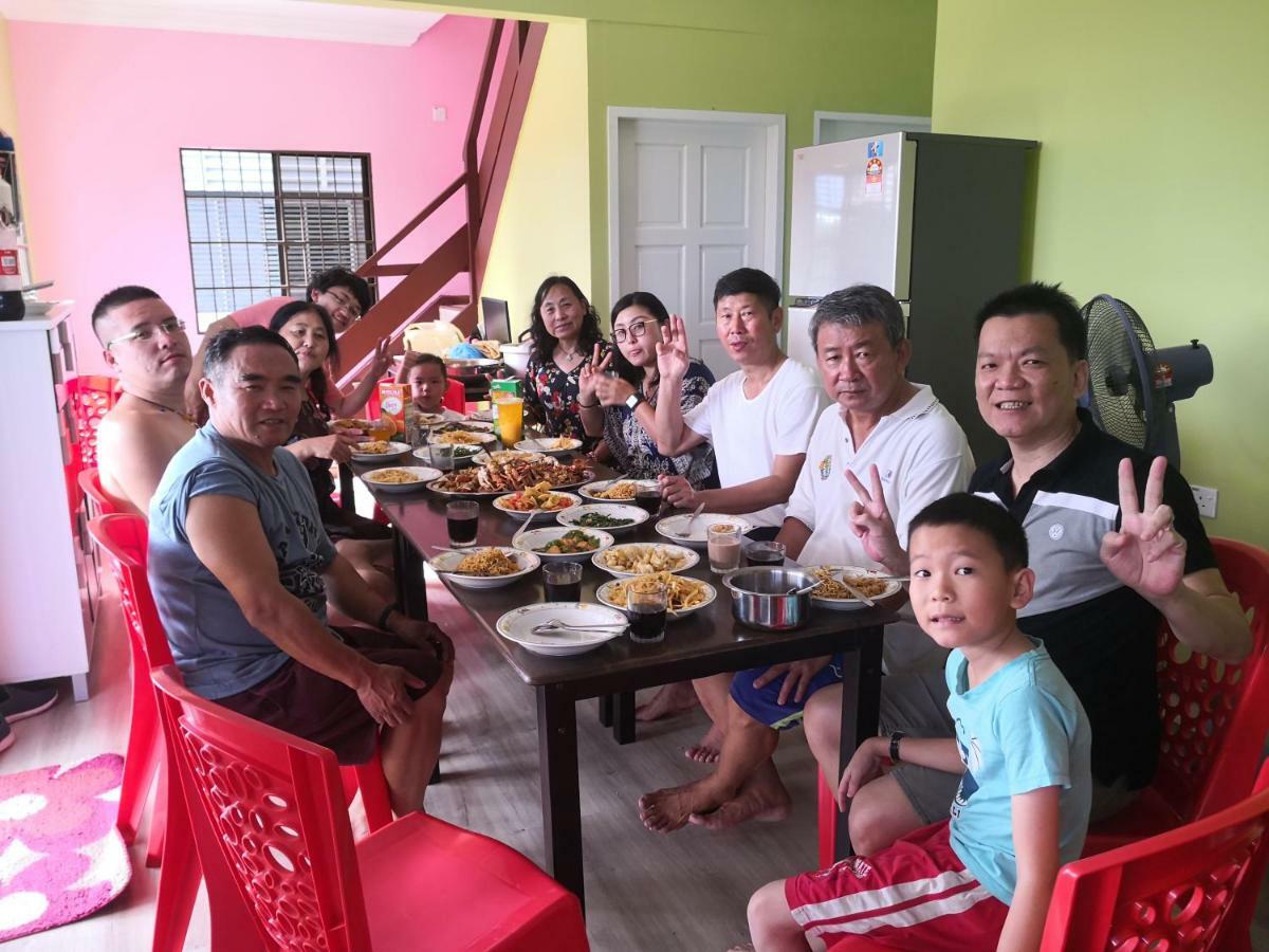 I Love U Bnb 爱乐游民宿 步行5 分钟到码头 เซมปอร์นา ภายนอก รูปภาพ